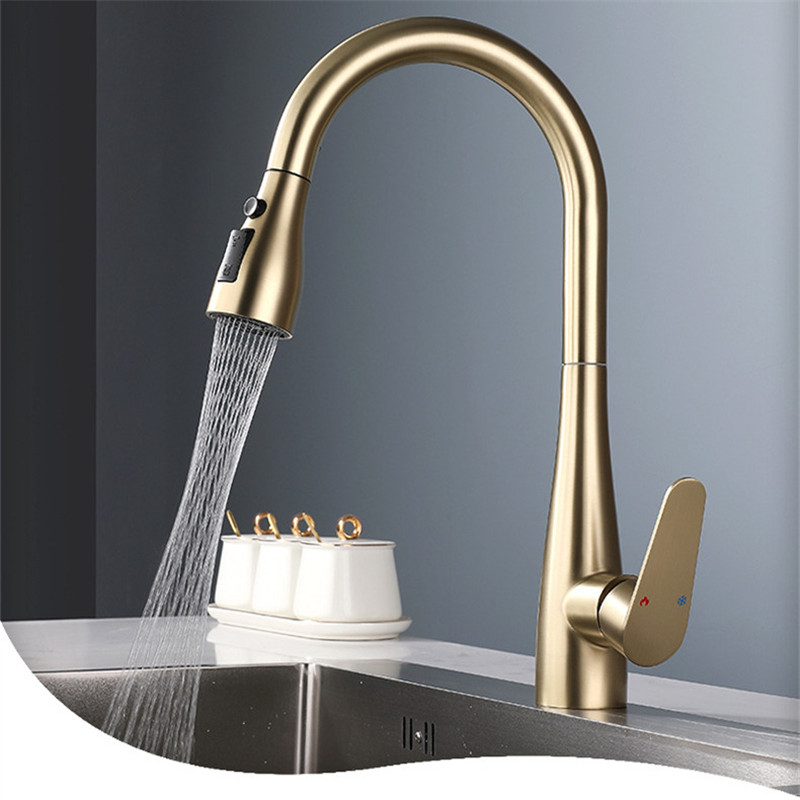 Kitchen Appliances Design - Torneira de Cozinha Retrátil Dourada Escovada